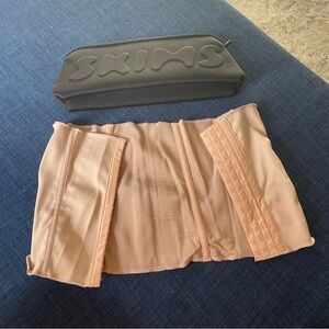 Skims Waist Trainer